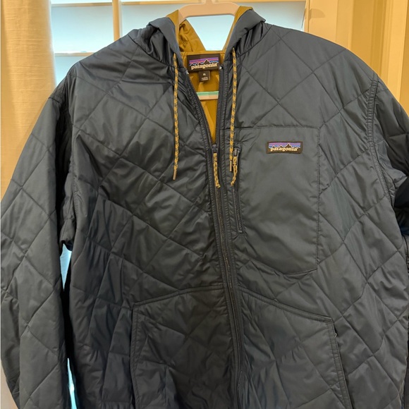 Patagonia Other - Patagonia Men's Quilted Puffer Jacket - Dark Gray